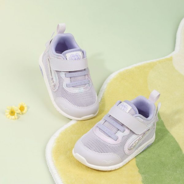 Lavender sneakers for kids